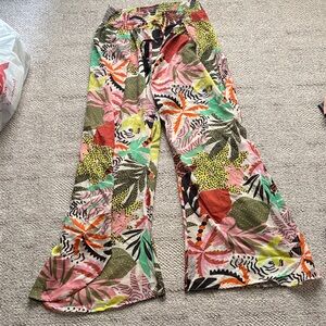 Tropical Print Wide-Leg Pull-On Pants in Multicolor